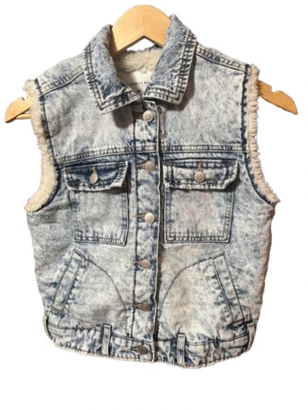 Celebrity Pink Acid-Wash Denim Sherpa-Lined Vest - Blue Size XS